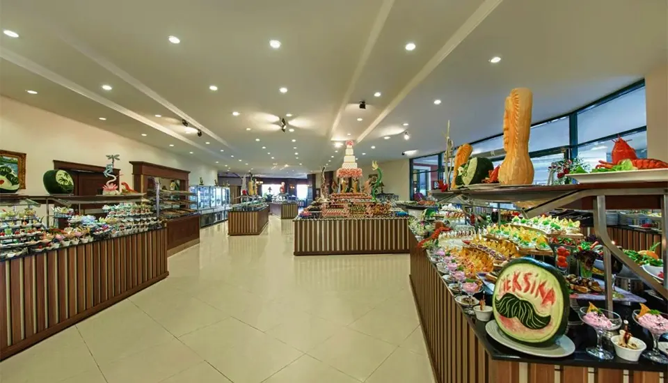 هتل دلفین پالاس آنتالیا